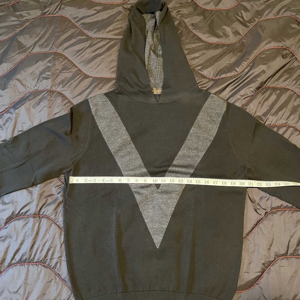 Louis Vuitton V Hoodie